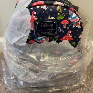 Rare Alice in wonderland Loungefly AOP